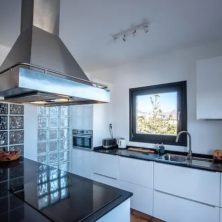 V Playa Blanca (Lanzarote)